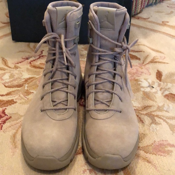 jordan future boots tan